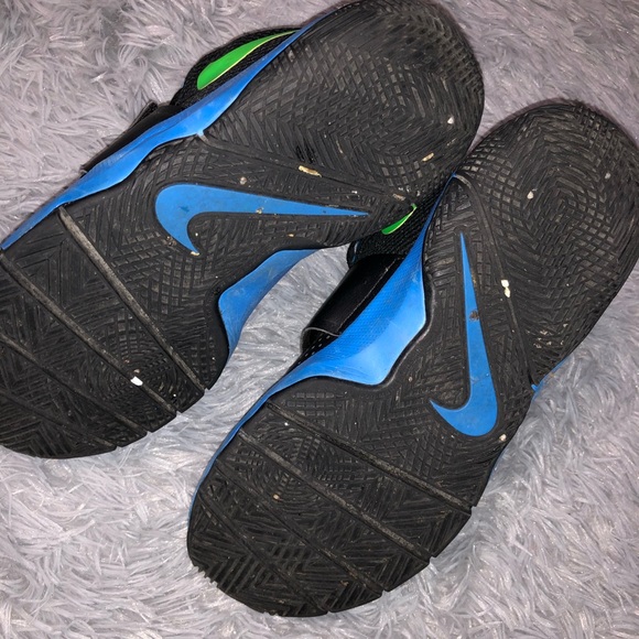 Nike boys shoes - Picture 8 of 8